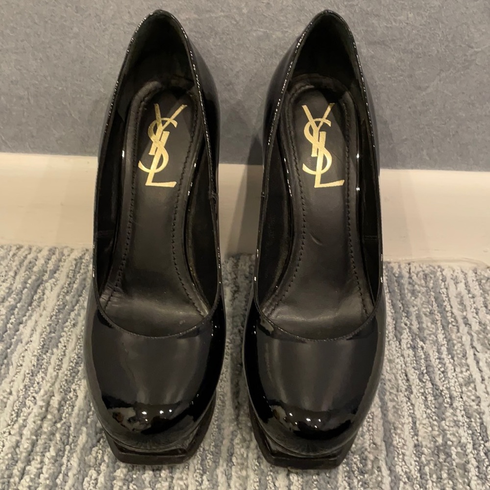 YSL tribute patent leather pumps 35.5(fit like 36)
